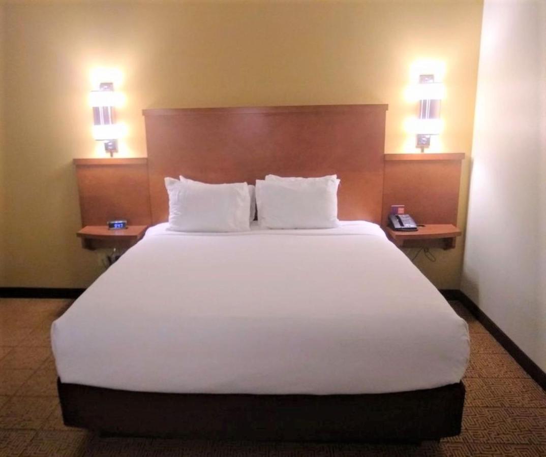 Hyatt Place Des Moines Downtown Bagian luar foto