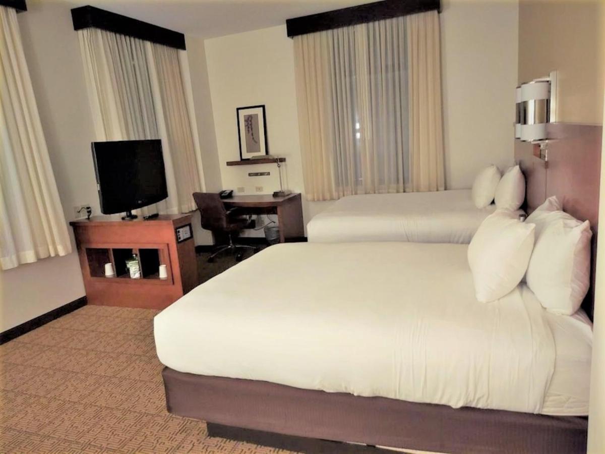 Hyatt Place Des Moines Downtown Bagian luar foto