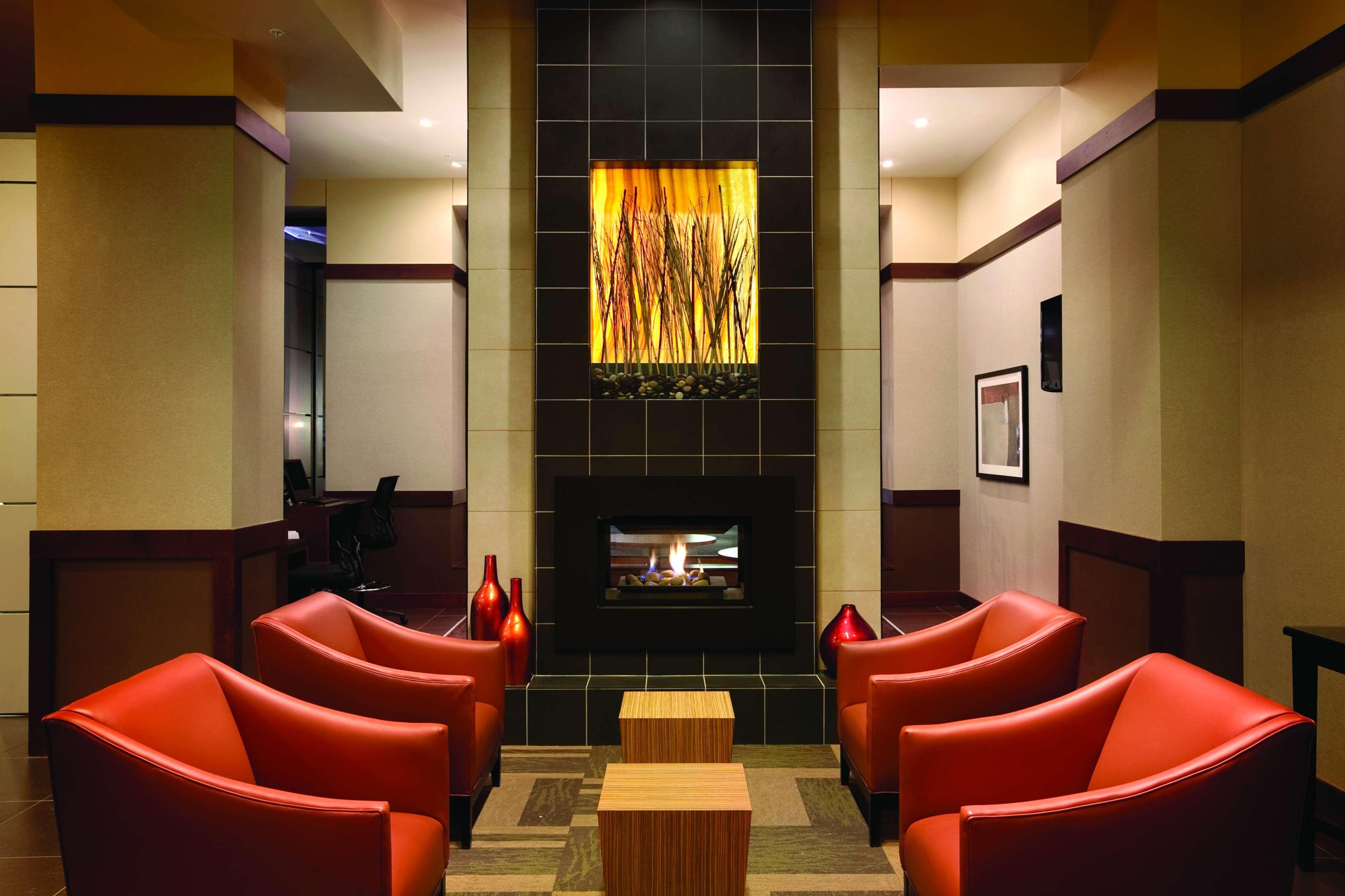 Hyatt Place Des Moines Downtown Bagian luar foto