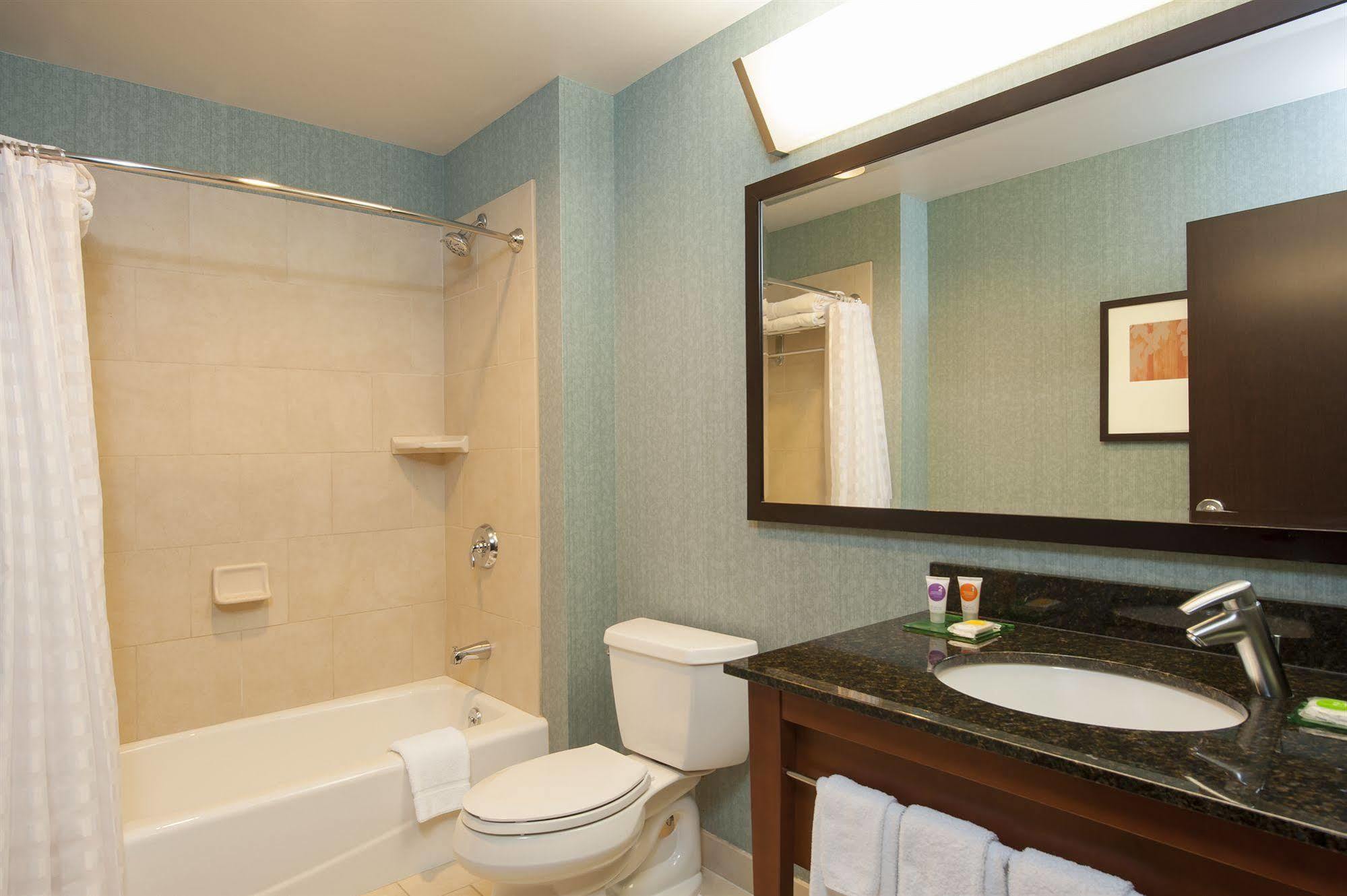Hyatt Place Des Moines Downtown Bagian luar foto